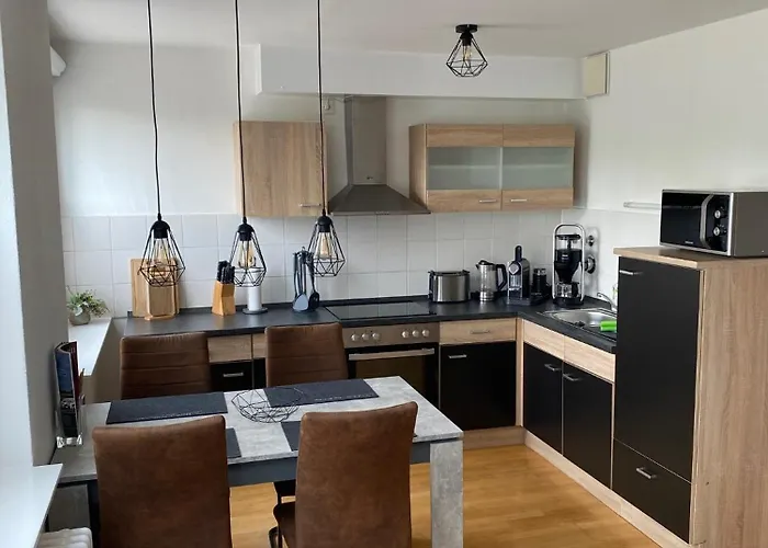 Im Zentrum Mit Tiefgaragen-stellplatz Apartment *